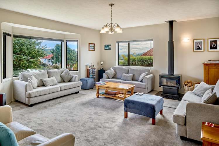 13 Halladale Road Papakowhai_7