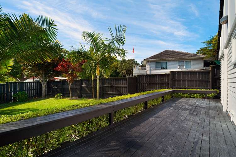 68 Seabrook Avenue New Lynn_18