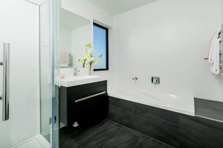 2 Agnes Court Silverdale_13