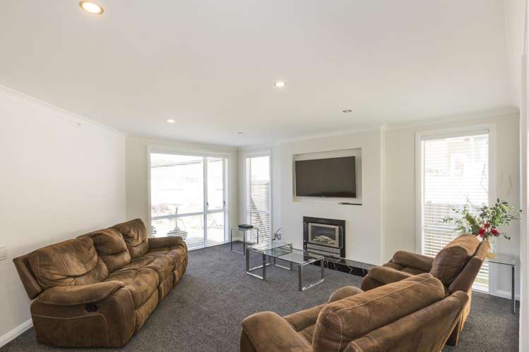 15 Freedom Drive Kelvin Grove_7