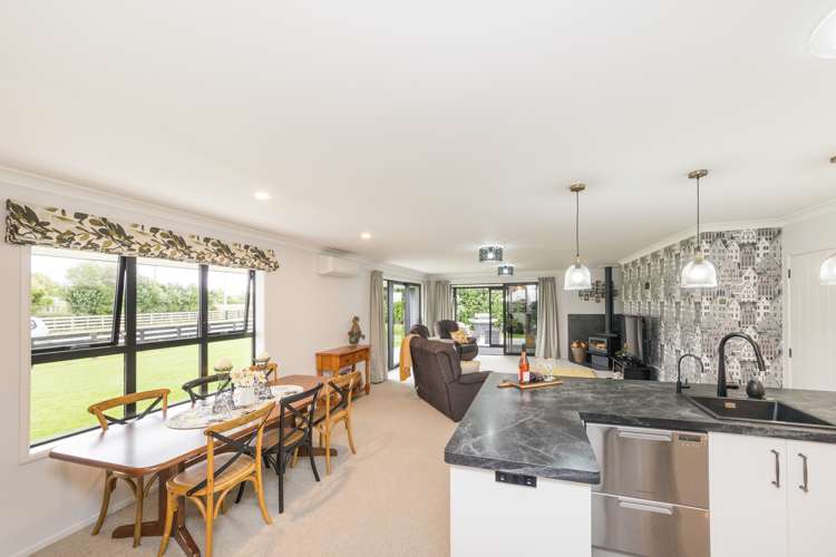 166 Pharazyn Street Feilding_1