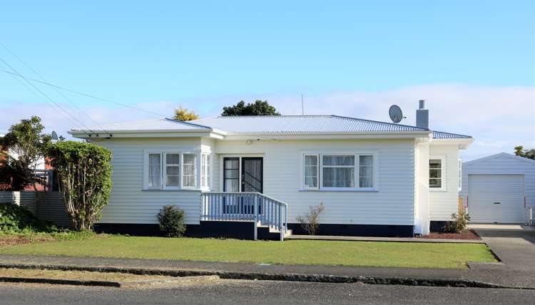 49 Parker Avenue_0