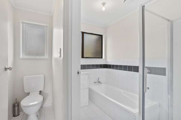 100 Solar Road Glen Eden_6