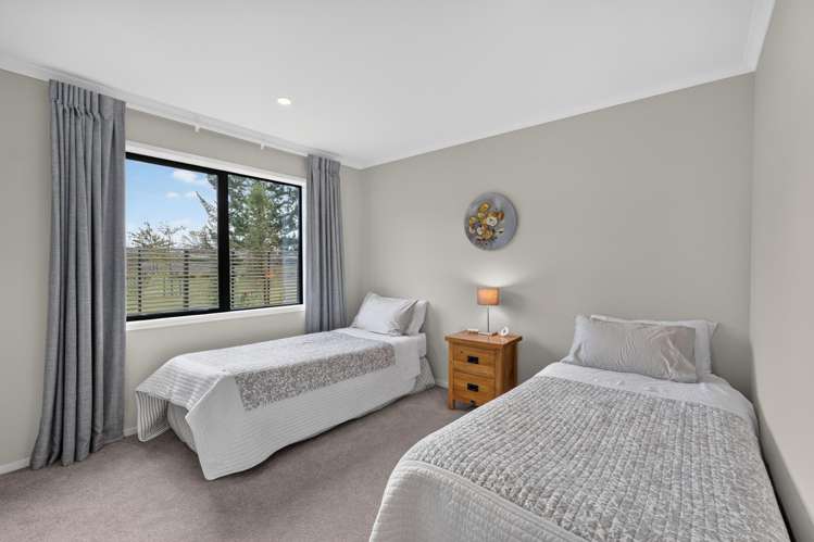62 Graeme Foote Street Darfield_10