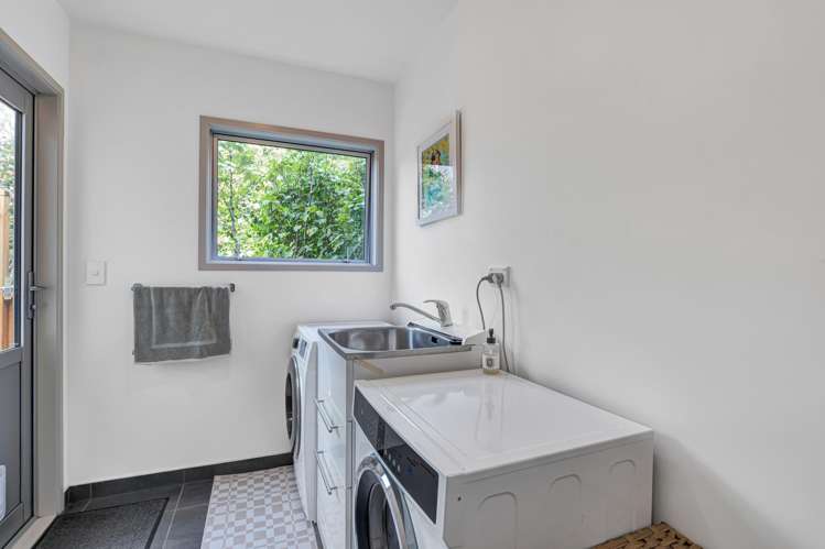 12 Leatham Avenue Strandon_29
