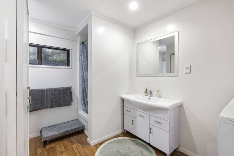 278 Whangaparaoa Road Red Beach_4