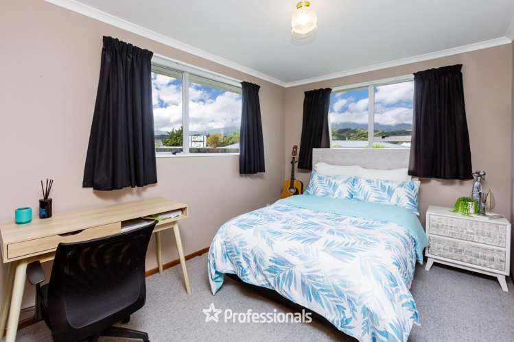 19 Haylock Grove Totara Park_11