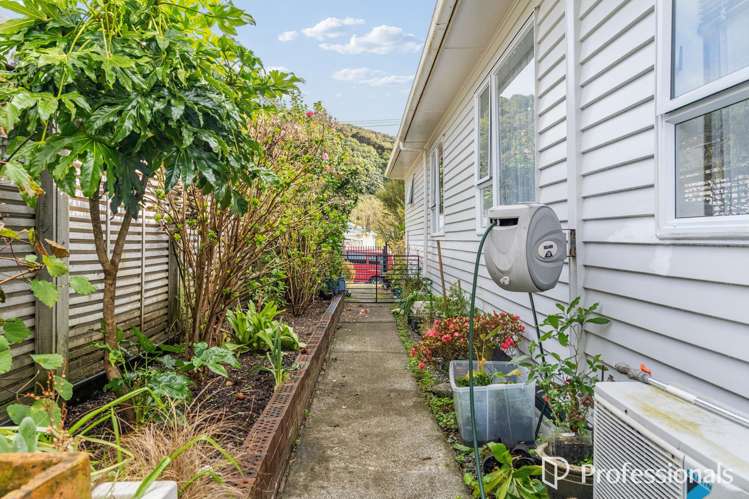 19 Gardiner Grove Wainuiomata_24