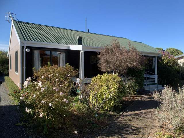 3 Oxford Street, Marton