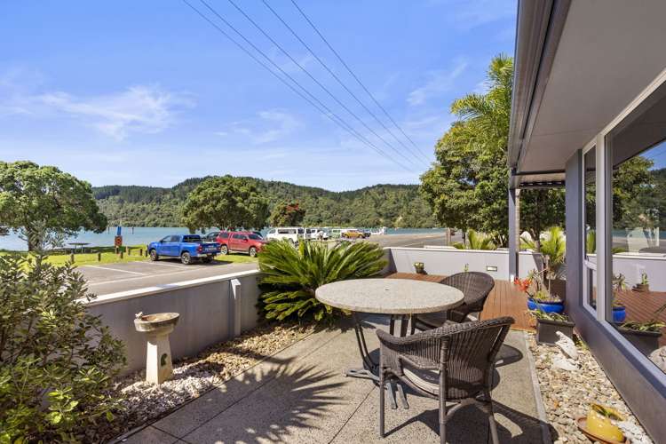 603 Beach Road Whangamata_10