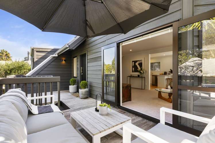 2/44 Colonial Road Birkenhead_13