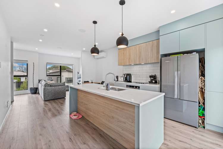 6/107 Hobsonville Road West Harbour_10