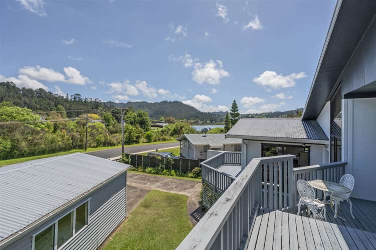 8 Gallagher Drive Tairua_11