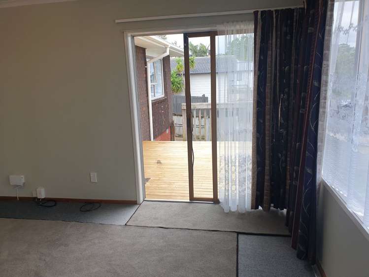 12A Pipitea Place Massey_2