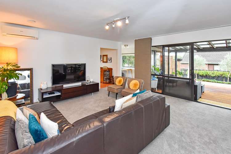 142 Hill Road Manurewa_25