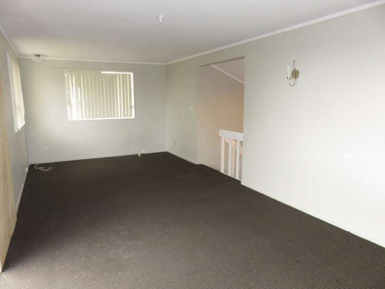 19 Aspiring Avenue Clover Park_9