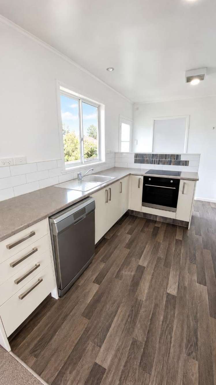 2/70 Tonga Street 2775_1
