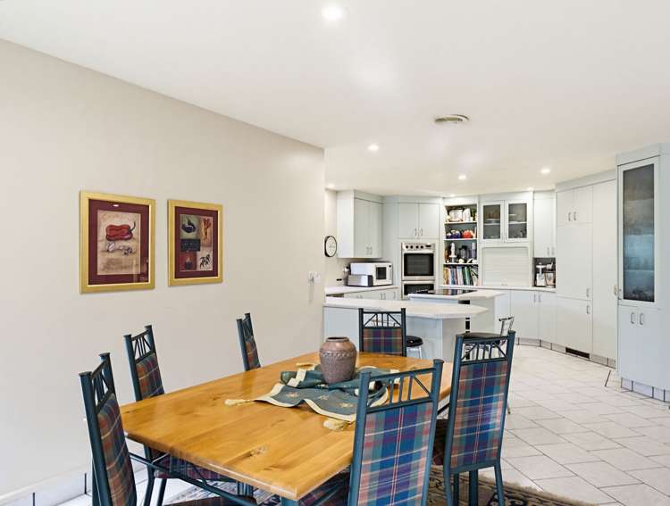 14 Holdsworth Drive Otamatea_12