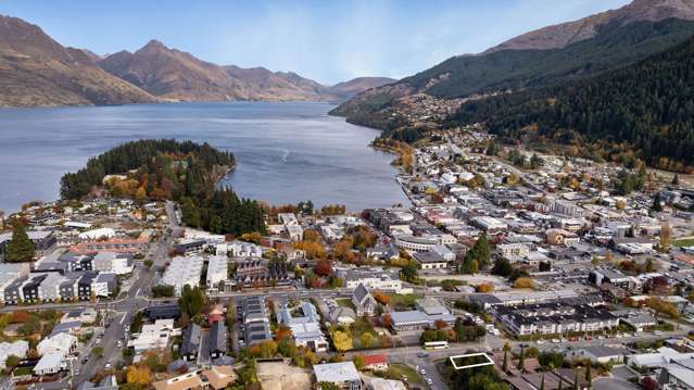 Unit A/37-39 Hallenstein Street Queenstown_3