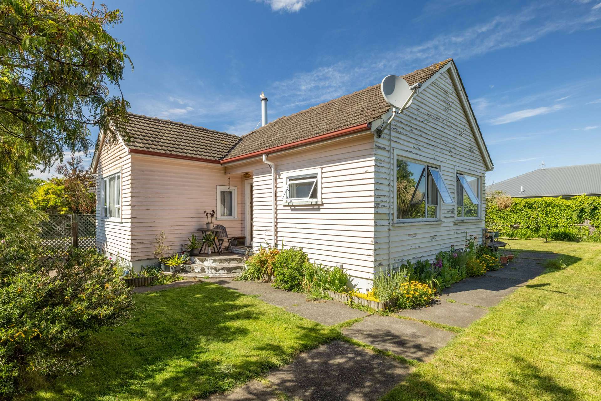 154 Breezes Road Aranui_0