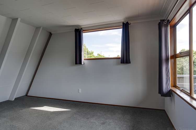 161 Le Cren Street Seaview_11