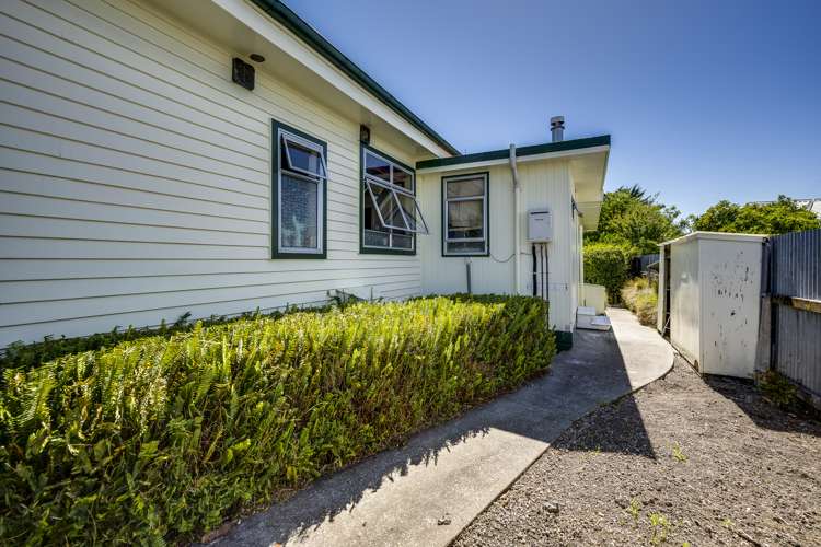 607 Frederick Street West Mahora_24