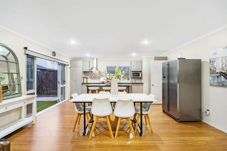 35 Baverstock Road Flat Bush_8