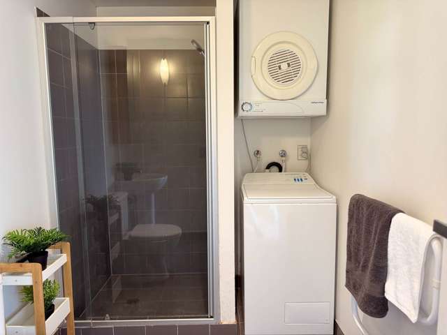 6A/32 Eden Crescent City Centre_4