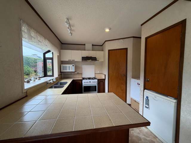 121 Lake Road Belmont_4
