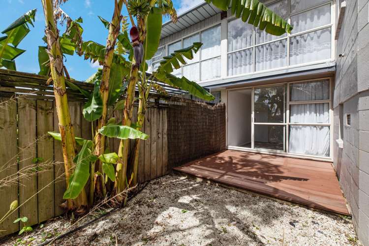 14/32 Blockhouse Bay Road Avondale_0