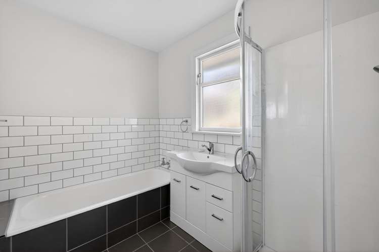 78 Marine Drive Diamond Harbour_18