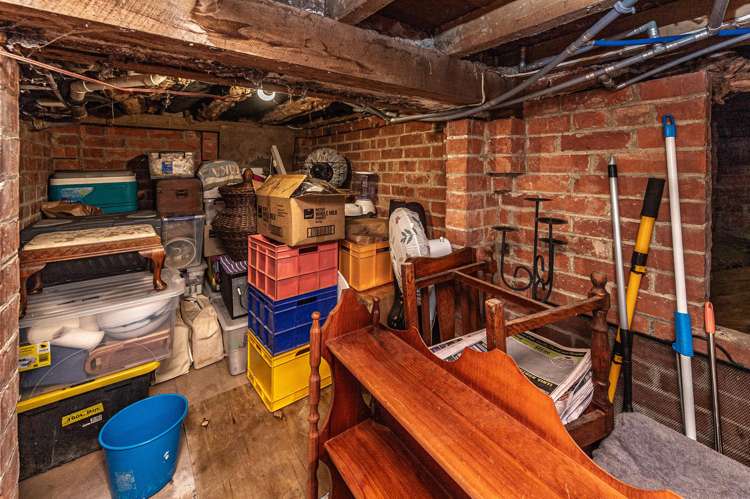 21 Putiki Drive Durie Hill_34