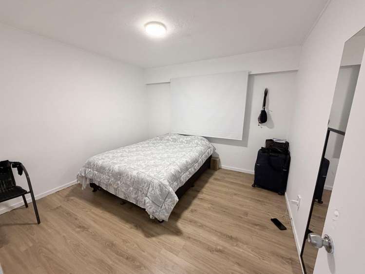2/33 Ashlynne Avenue 10695_4