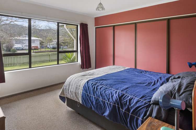 19 Lord Auckland Road Wakefield_19