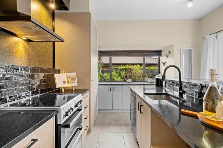 31 Wrights Road Addington_14