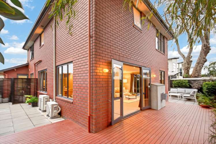 64B Holly Road St Albans_30