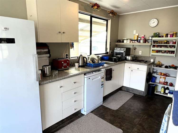 14 Anderson Street Reefton_9