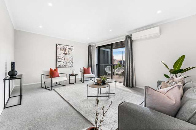 3/2 Rangitamiro Place Hobsonville_3