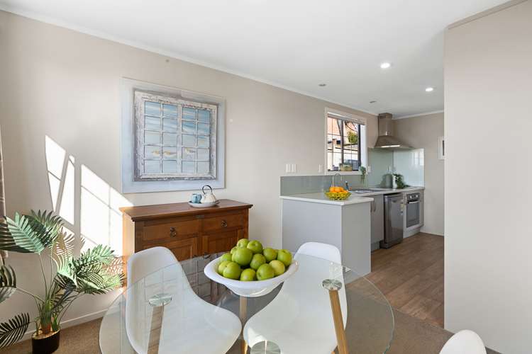 6 Lucy Foster Lane Red Beach_4