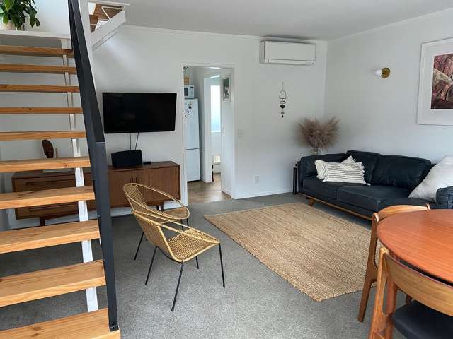 6/112 Owairaka Avenue Mount Albert_1