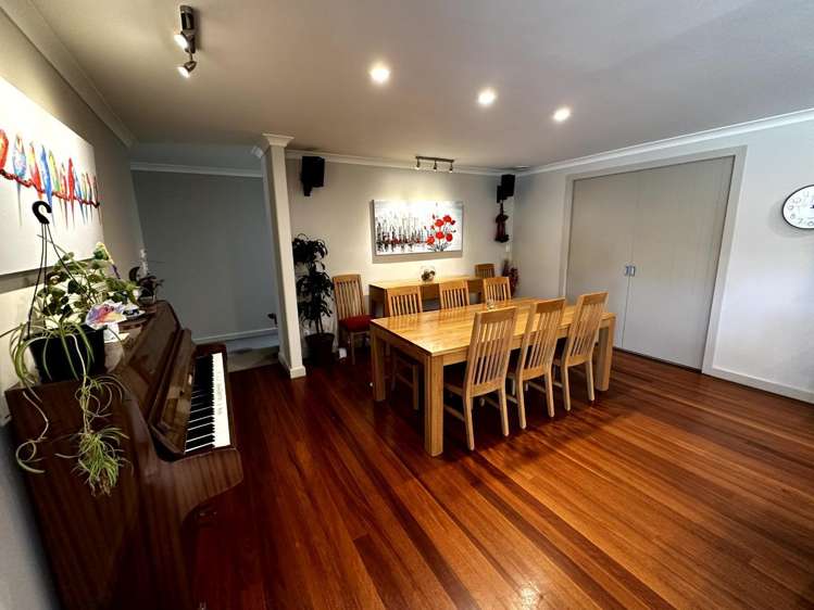 66 Shelter Drive Greenhithe_4