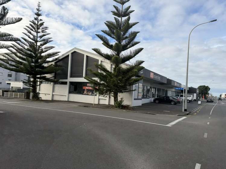 65 Molesworth Street New Plymouth_11