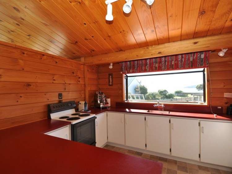 38 Champion Place Pauanui_13