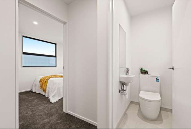 35B Wrights Road Addington_4