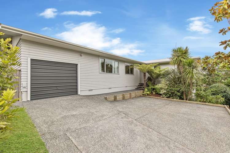 33 Saddleback Rise Murrays Bay_12