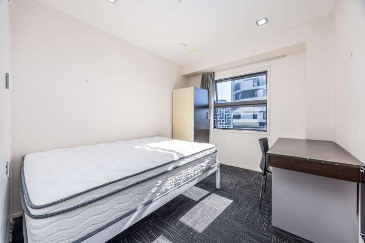 1820/21 Whitaker Place Grafton_8