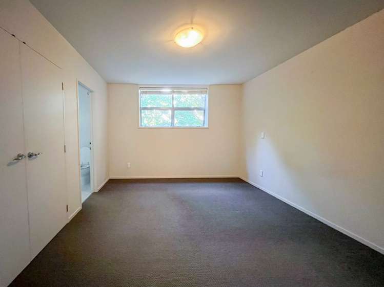 632 Beach Road Browns Bay_8