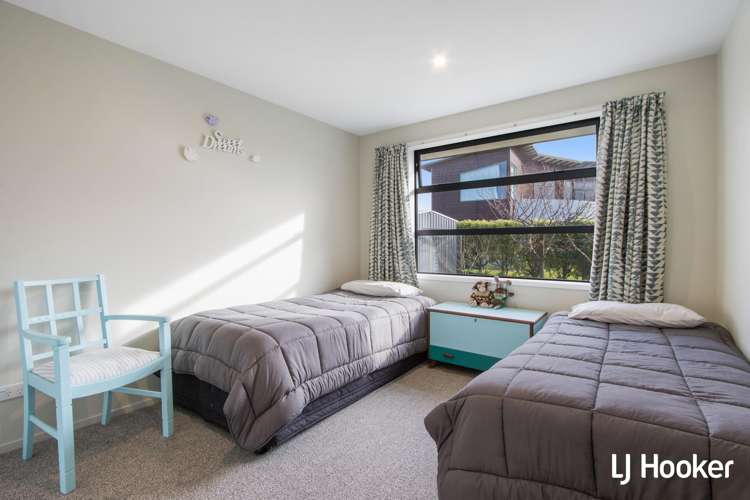 19 Athenree Heights Athenree_16