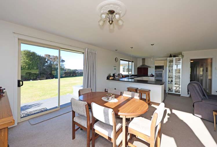 70 Airedale Road Weston_6