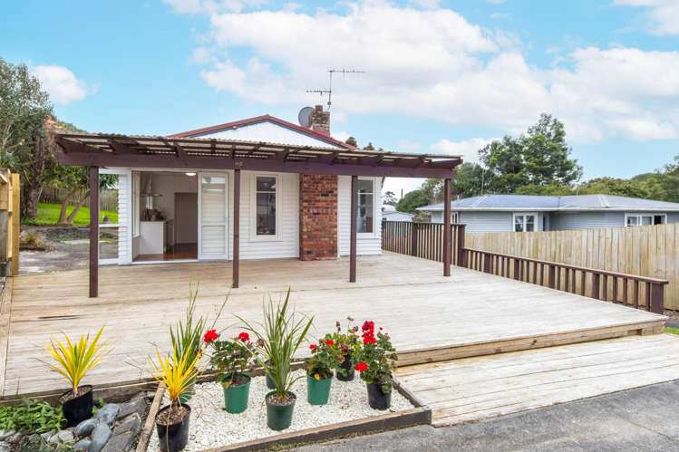 114 Edmonton Road Henderson_1